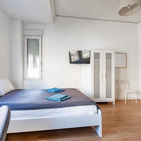 Versus Rooms Valencia Bagian luar foto